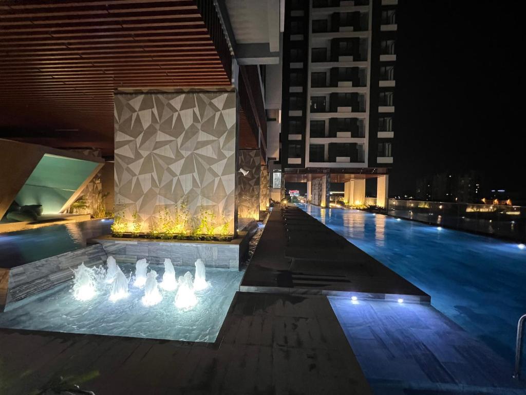 Review căn hộ cao cấp The Emerald Golf View: Review lưu trú thực tế theo góc nhìn du lịch tại Thuận An, Bình Dương