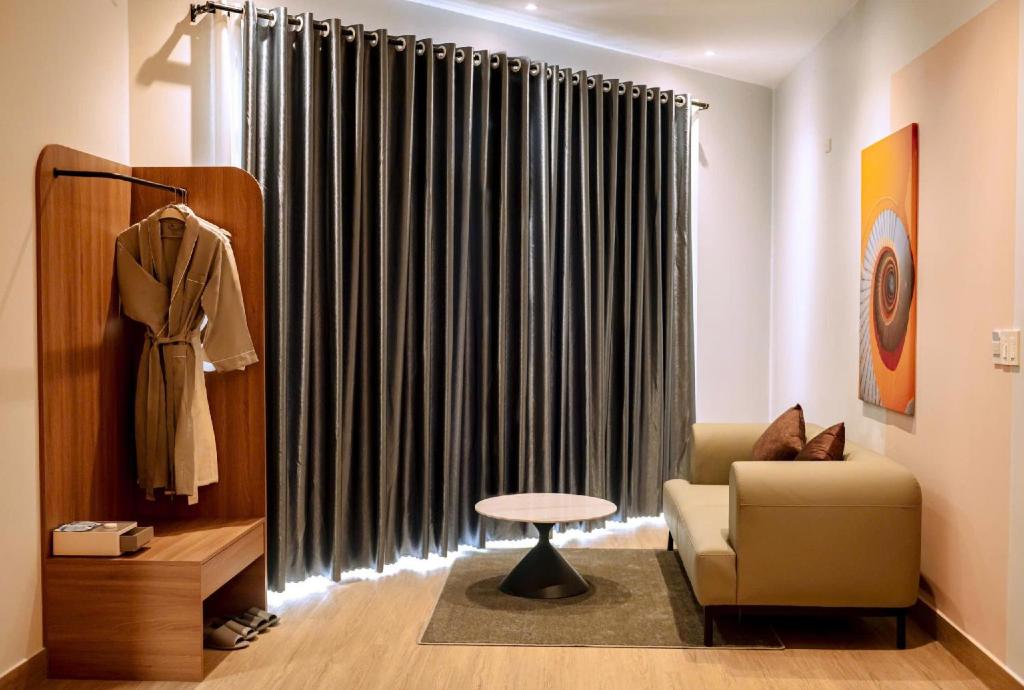 Review khách sạn Ellman Bình Dương: Điểm Dừng Chân Thanh Lịch Giữa Lòng Thuận An Năng Động