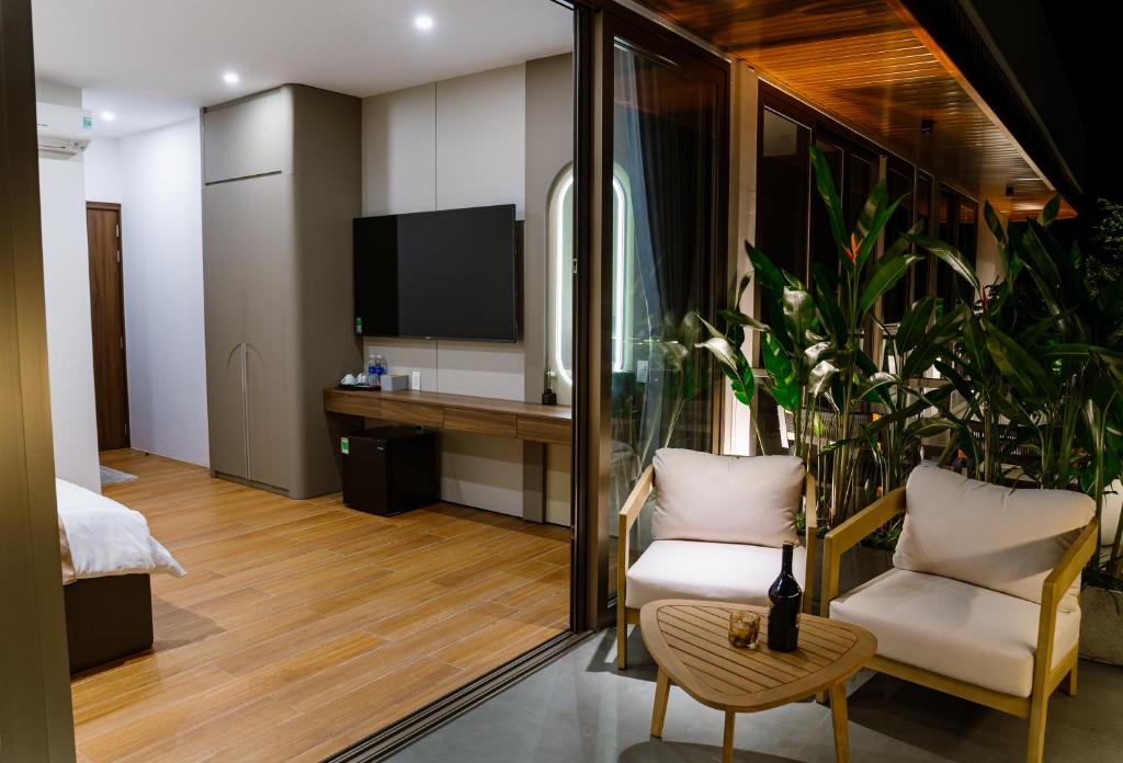 Review Khách sạn Petit: Review chi tiết từ vị trí trung tâm đến trải nghiệm lưu trú đáng cân nhắc tại Thủ Dầu Một