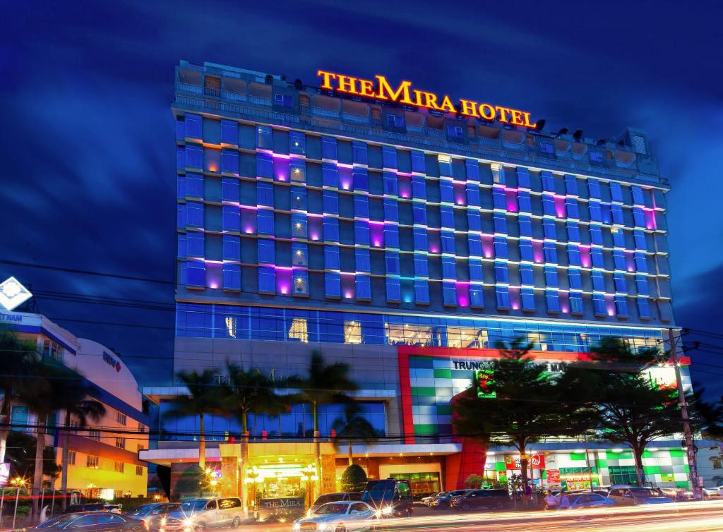 The Mira Hotel – Trải Nghiệm Lưu Trú Cao Cấp Giữa Trung Tâm Bình Dương