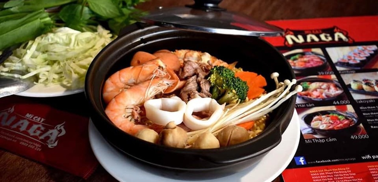 5 địa điểm bán mì cay tại Bình Dương ngon nổi tiếng đông khách
