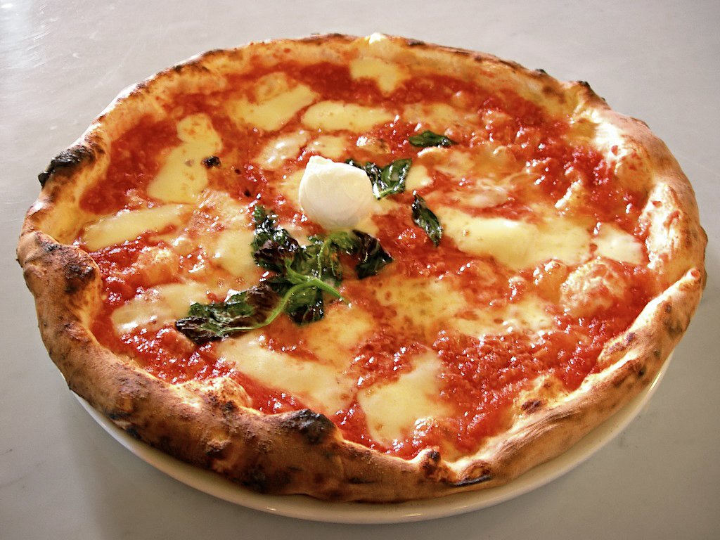 5 địa điểm pizza ngon tại Bình Dương không nên bỏ lỡ