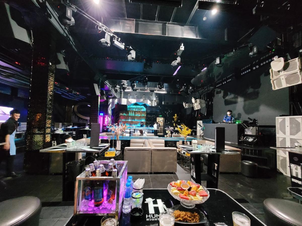 6 Cocktail Bar Ở TP Thủ Dầu Một Được Yêu Thích Nhất Hiện Nay