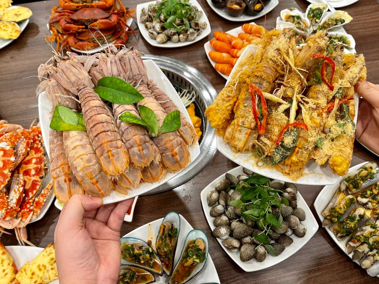 Top 10 nhà hàng hải sản tại Dĩ An tươi ngon, đáng thử năm 2026