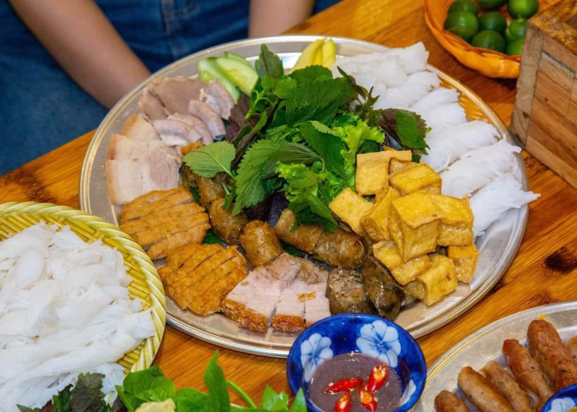 Top 12 quán bún đậu mắm tôm tại Bình Dương đắt khách, chuẩn vị Hà Nội